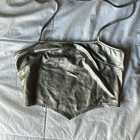 Metalic silver top - Picture 3 of 4